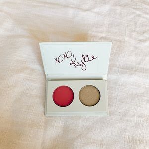new kylie cosmetics “sweet heart” mini eyeshadow